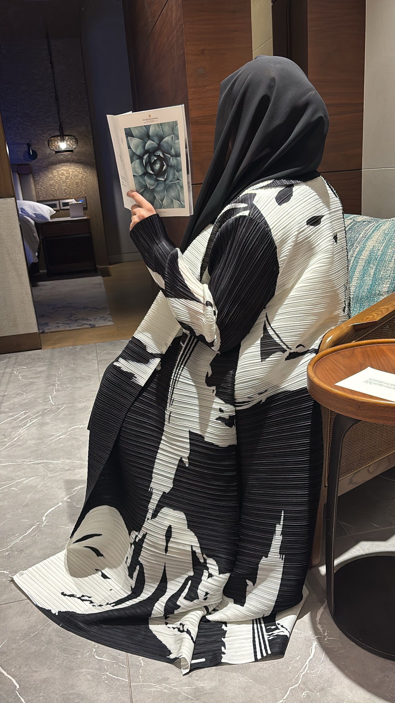 Dubai vibes abaya