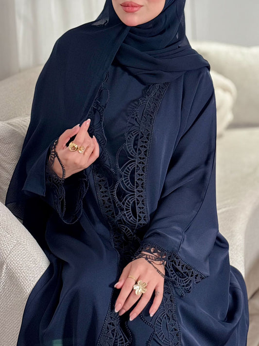 72 عبايه دانتيل blue