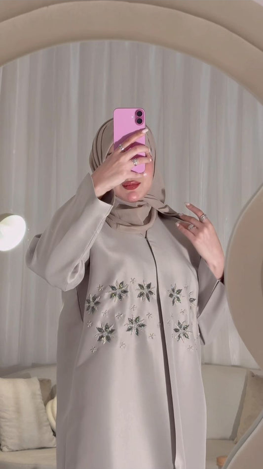 16 عبايه و شيلتها نجوم