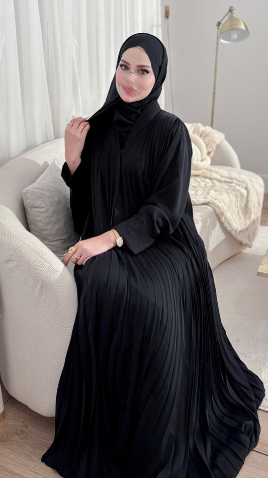 39 عبايه كبسات اسود