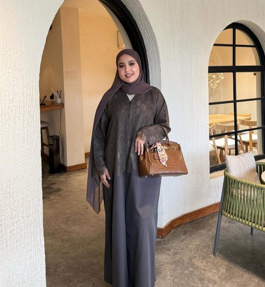 108-عبايه  دانتيل زيتوني