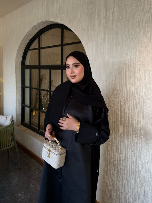 91 Dark Black عبايه